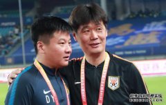 李小鹏或鲁能可以替代一