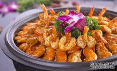 美味的杏仁和盐虾，轻松